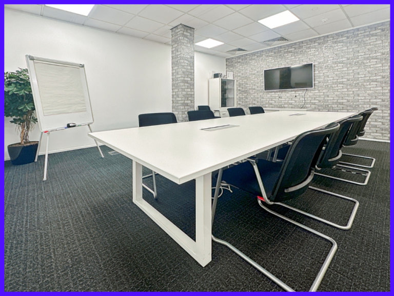 High Wycombe - HP11 1JU, Your private office 4 desk to rent at Aston Court