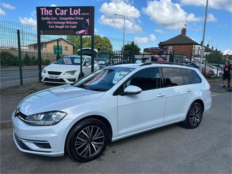 2017 Volkswagen Golf 1.6 TDI SE 5dr [Nav] ESTATE Diesel Manual