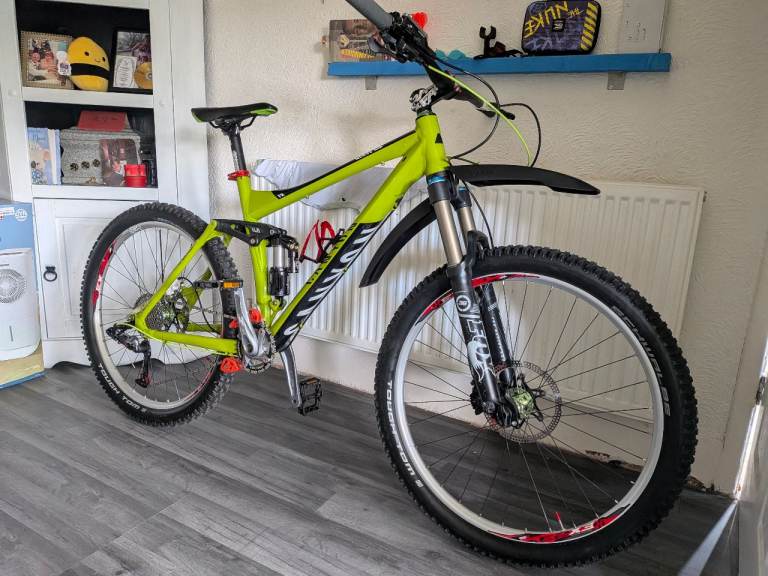 Canyon nerve full suspension mountain bike 