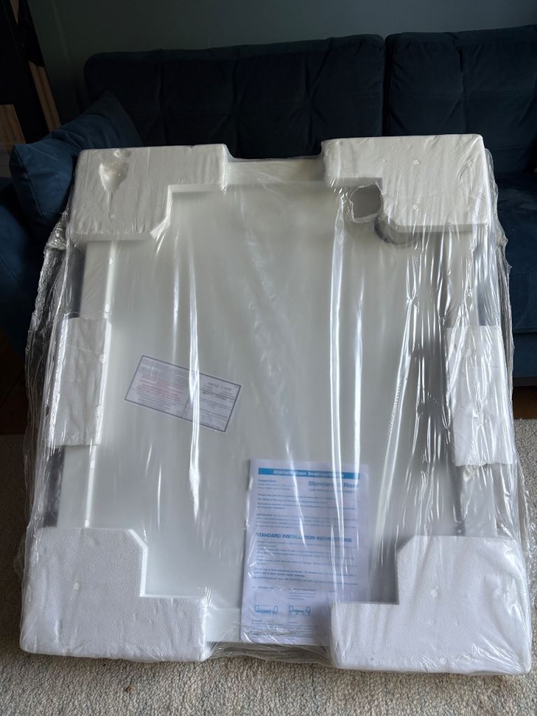 900x760mm shower tray 