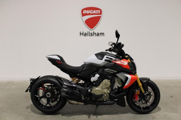 Ducati Diavel RS, Brand New and Unregistered, 0 miles