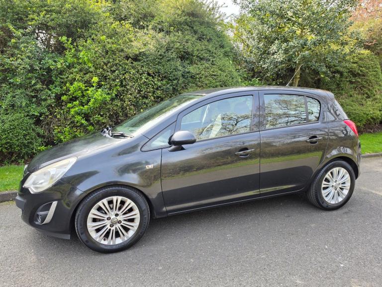 VAUXHALL CORSA 1.4 SE (a/c) AUTOMATIC - 5 DOOR - 2013 - BLACK