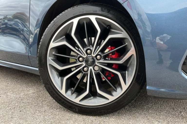 2022 Ford Focus 1.0 EcoBoost ST-Line Vignale 5dr ** Sync 4 - Heated Seats / Steering Wheel  Hatch...