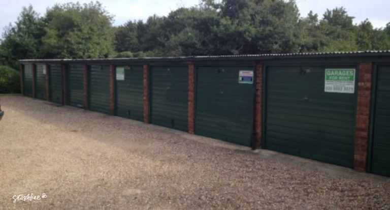 Garage to rent in St Albans (AL2) | Stashbee