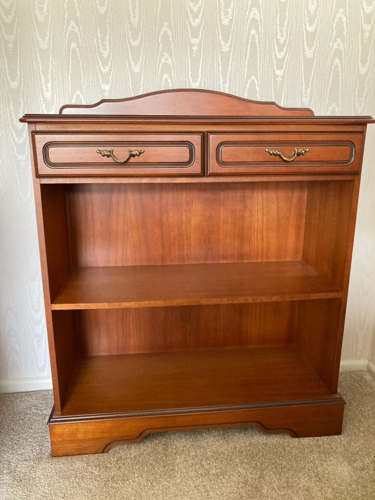 Bookshelf 
