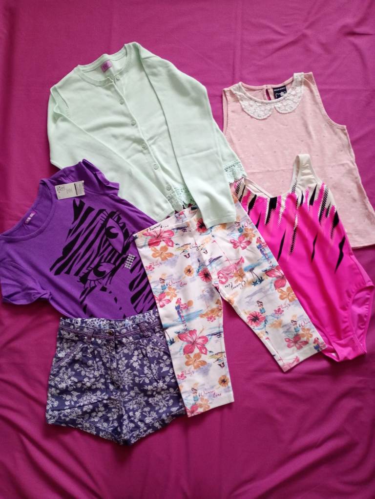 GIRLS' CLOTHES - AGES 8, 8/9 & 9 for SPRING/SUMMER - 15 ITEMS. All vgc, two new & tagged.