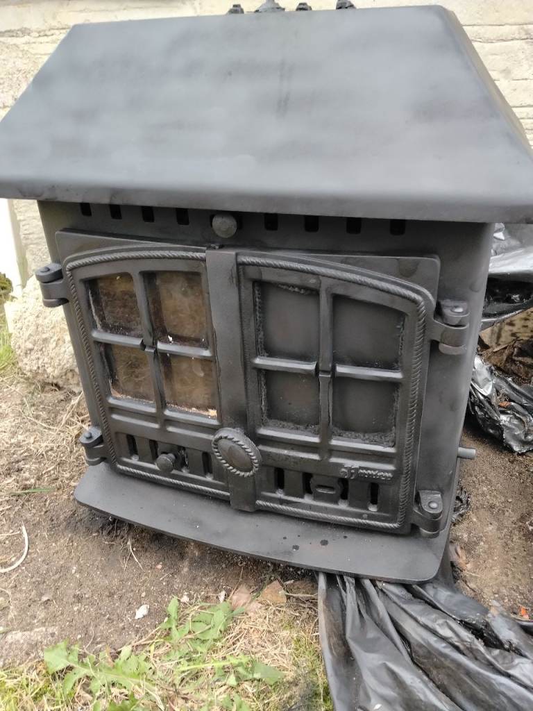 Black Cast Iron Wood Burner – Good Condition