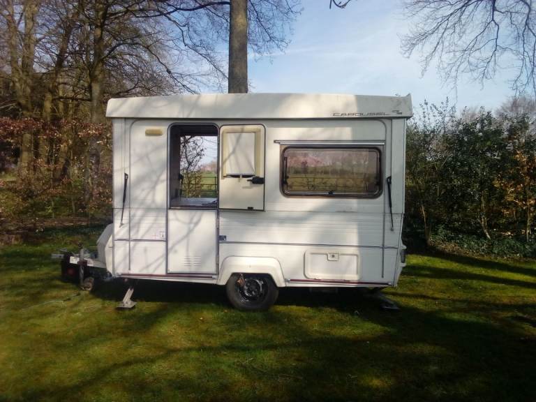 Gobour Carousel Fold up caravan