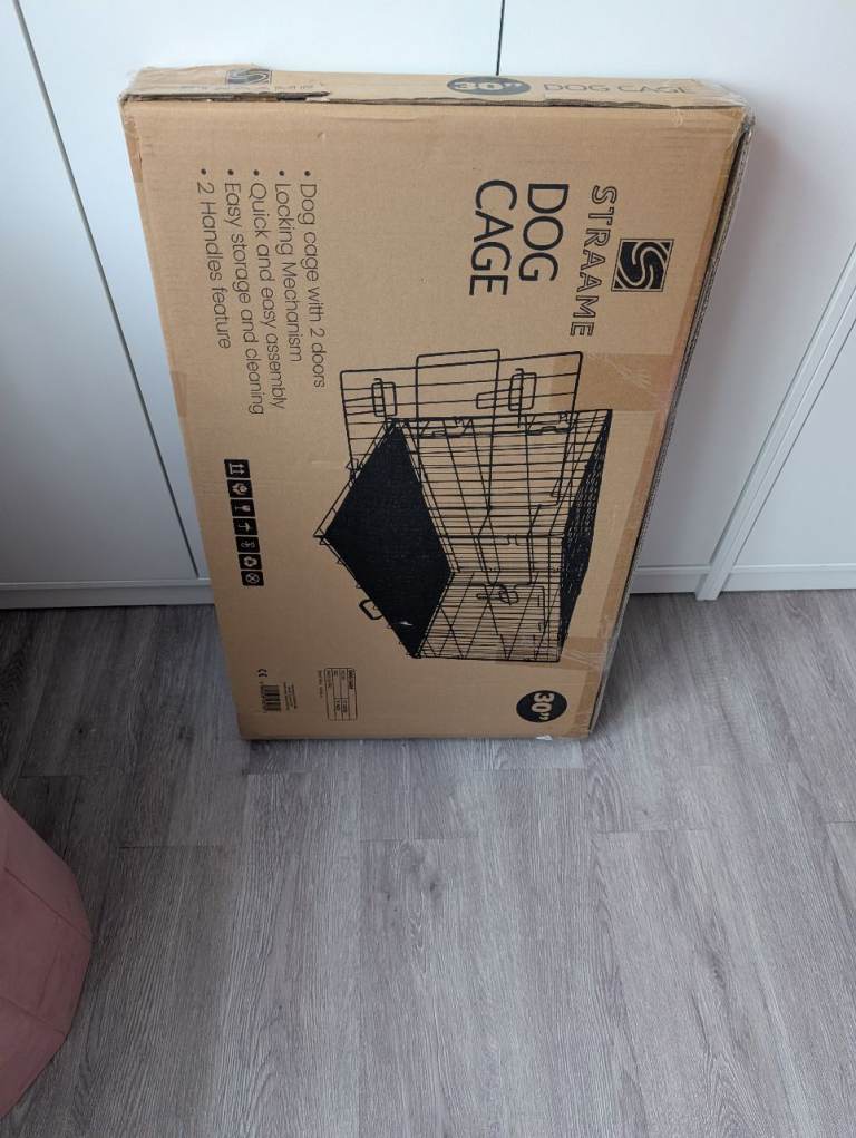 Dog crate with cover 