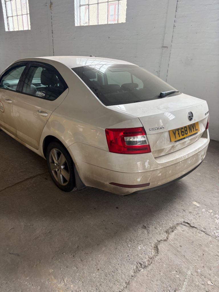 Skoda, OCTAVIA, Hatchback, 2018, Manual, 1598 (cc), 5 doors