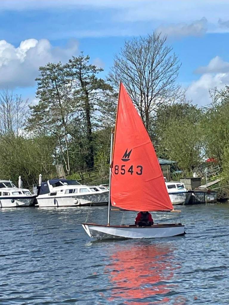 Mirror sailing dinghy race boat 