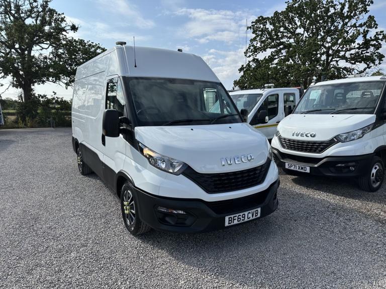 IVECO DAILY PTO COMPRESSOR WORKSHOP VAN LOW HOURS 2019