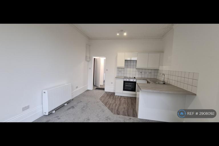 1 bedroom flat in Windmill Street, Gravesend, DA12 (1 bed) (#2908092)