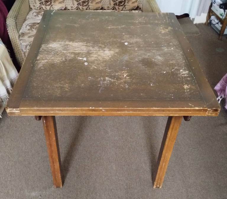 Large Extendable Wooden Dining Table in fair condition