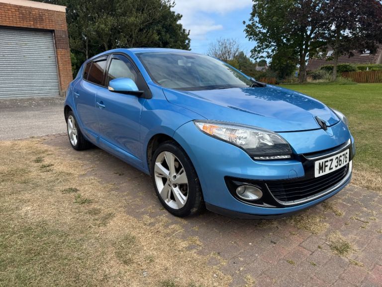 Renault, MEGANE, Hatchback, 2013, Manual, 1598 (cc), 5 doors