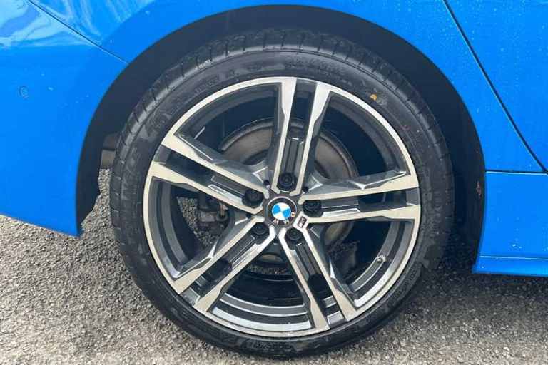 2021 BMW 1 Series 1.5 118i M Sport (LCP) Hatchback 5dr Petrol DCT Euro 6 (s/s) (136 ps) Hatchback...