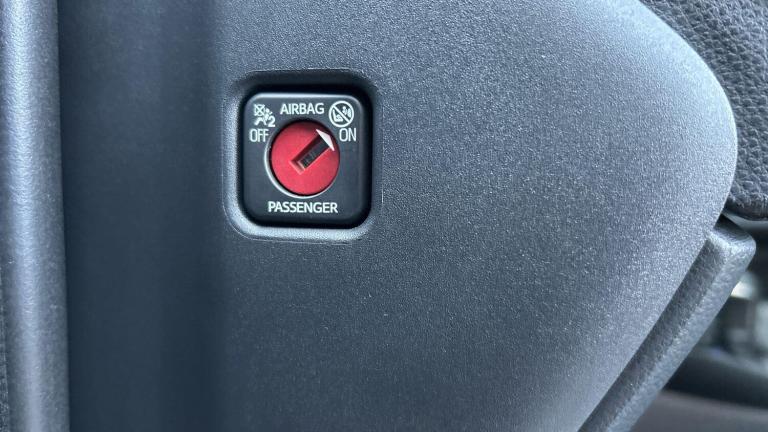  Toyota Yaris Cross 1.5 VVT-h Design SUV 5dr Petrol Hybrid E-CVT Euro 6 (s/s) (116 ps) Petrol/Ele...