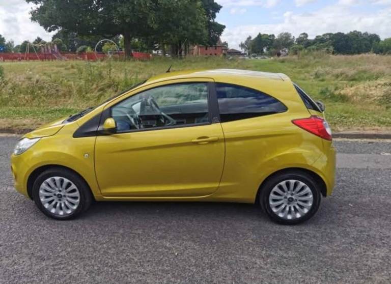 Ford, KA, Hatchback, 2013, Manual, 1242 (cc), 3 doors