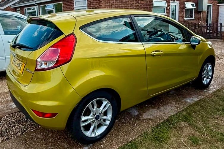 Ford, FIESTA, Hatchback, 2016, Manual, 1241 (cc), 3 doors