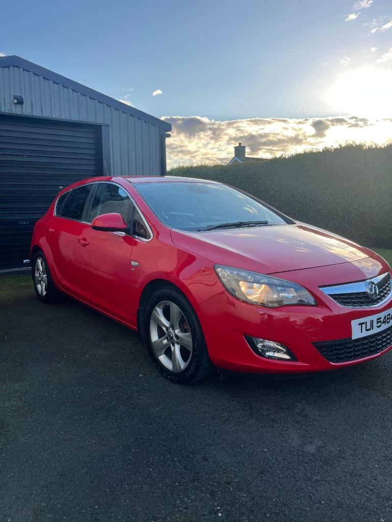 Vauxhall Astra 1.7 cdti ecoflex SRI