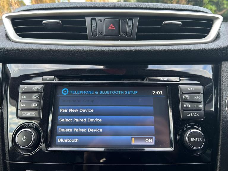 2014 Nissan Qashqai 1.6 dCi Tekna 5dr Xtronic HATCHBACK DIESEL Automatic