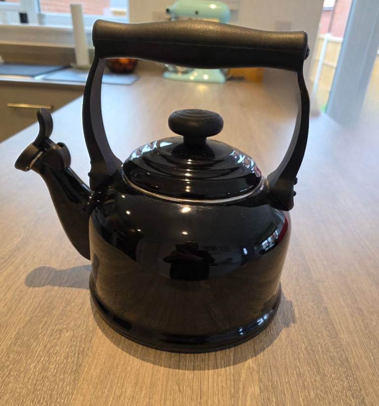 Le Cruset Traditional Kettle 
