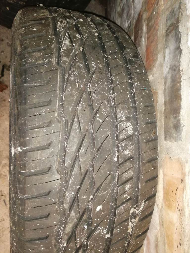 2 Tyres size 235/55 /18HLots of Tread