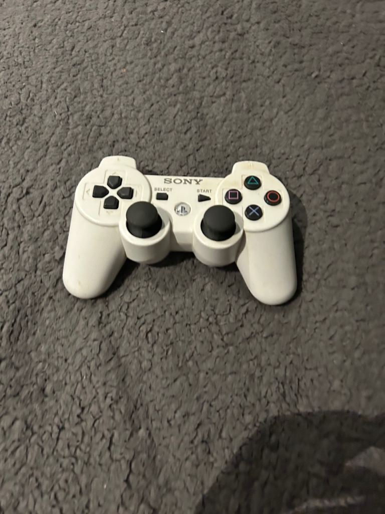 Sony PS3 White Wireless Controller - Good Condition