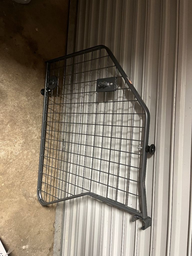 Volvo xc60 Travall boot divider