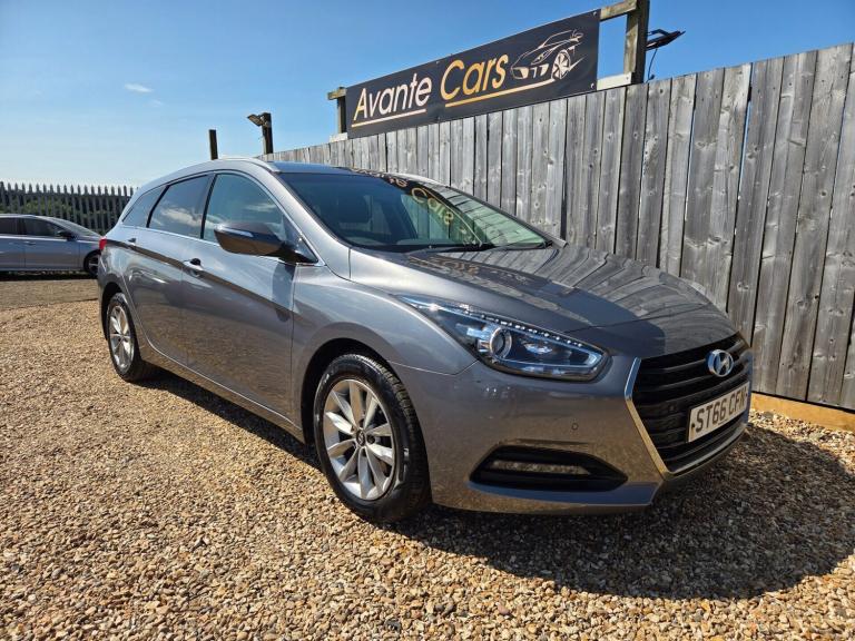 2016 Hyundai i40 CRDI SE NAV BLUE DRIVE Estate Diesel Manual