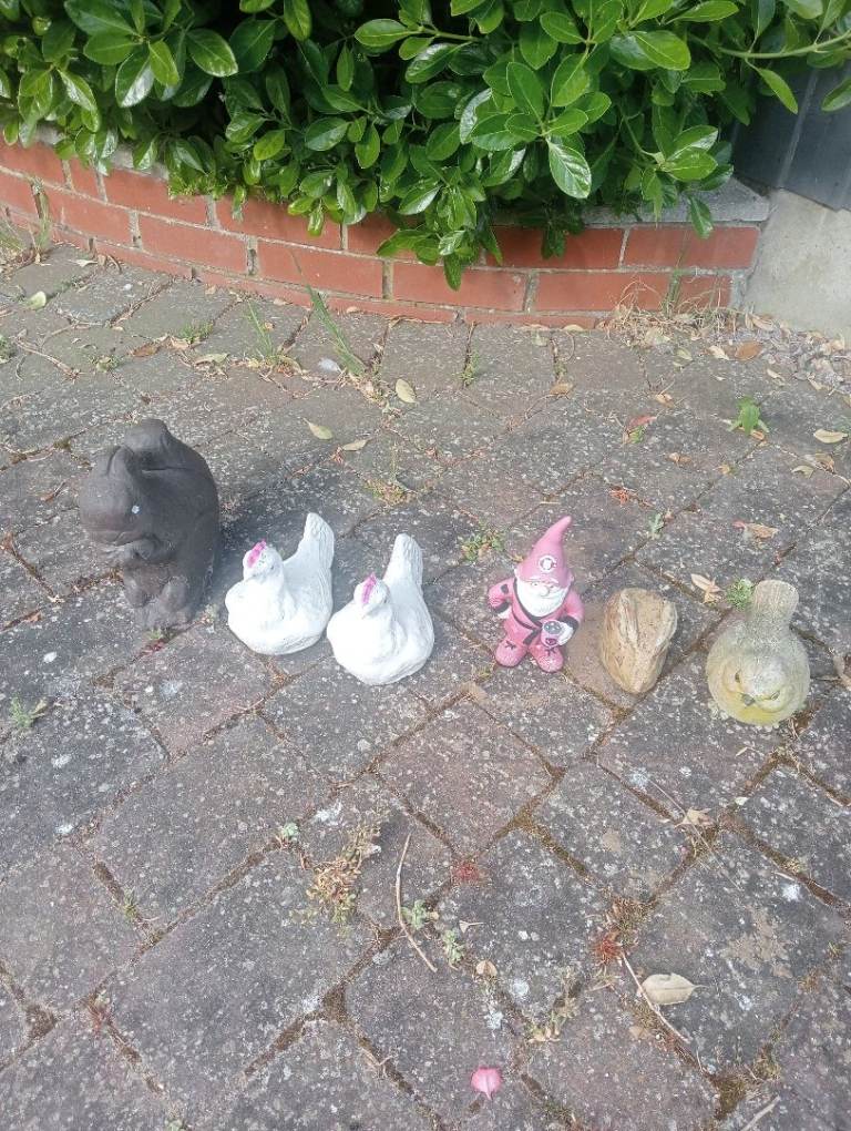 Garden ornaments 