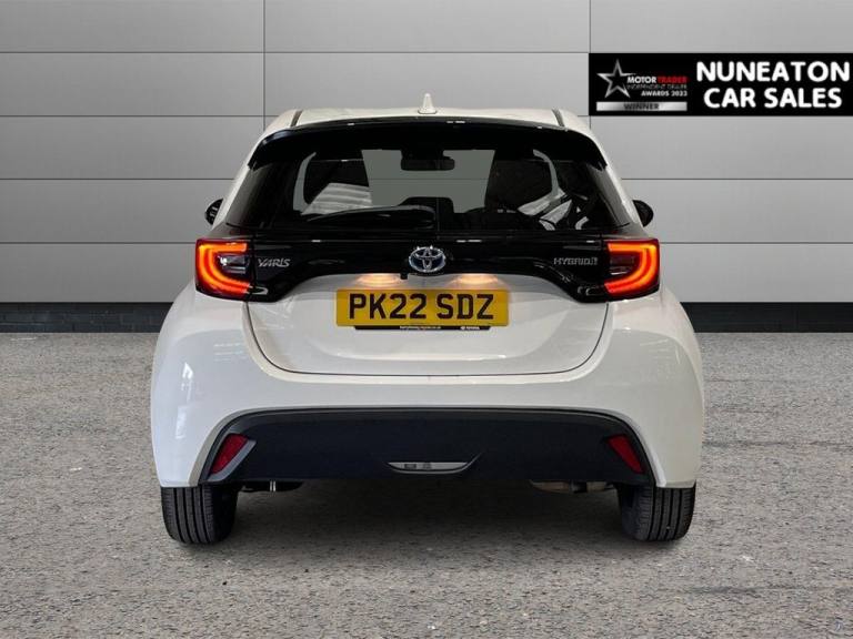2022 Toyota Yaris 1.5 VVT-h Design Hatchback 5dr Petrol Hybrid E-CVT Euro 6 (s/s) (116 ps) Hatchb...