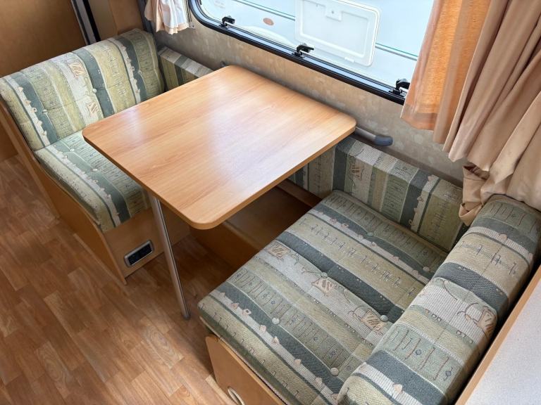 ABBEY AVENTURA 340 -TWIN AXLE- FIXED BUNK BEDS + END WASHROOM 