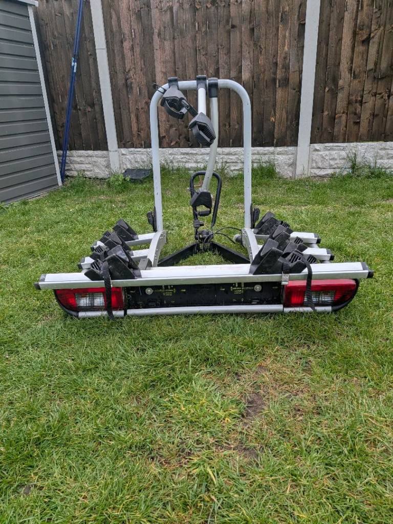 Atera Strada tow bar bike rack holds 4 bikes 
