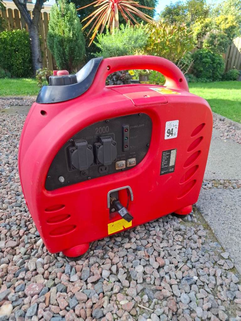 Clarke inverter generator 2200-watt 