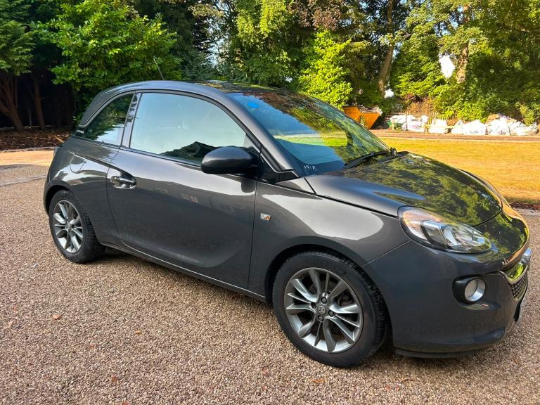 Vauxhall Adam 1.2 2014. 11 services 