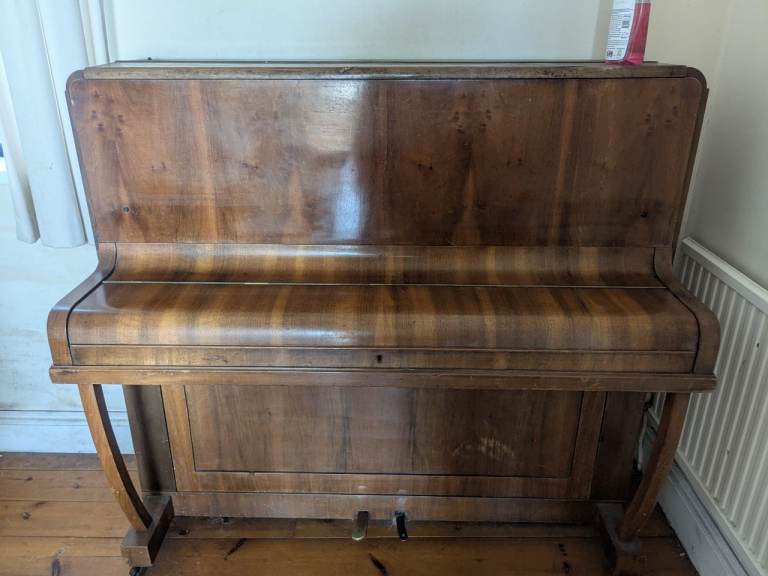 Piano for sale