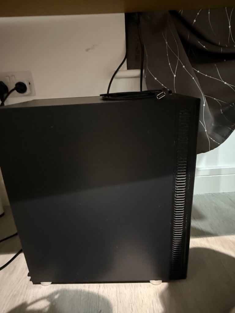 Gaming PC Bundle – i7-12700F / RTX 3070 / 16GB RAM + Dell 240Hz Monitor + Free Keyboard & Headset