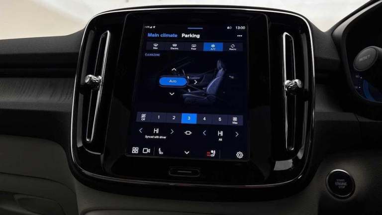 2025 Volvo XC40 Ultra B4 Mild hybrid Petrol Bright Automatic SUV Hybrid Automatic