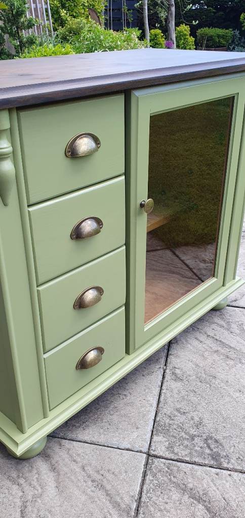 Pine tv unit/any room cupboard 