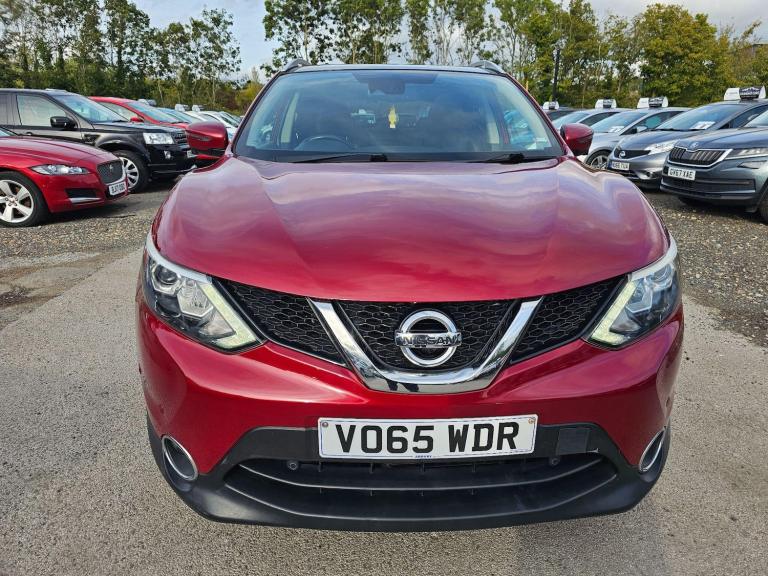 2015 Nissan Qashqai 1.6 dCi Tekna XTRON 2WD Euro 6 (s/s) 5dr HATCHBACK Diesel Automatic