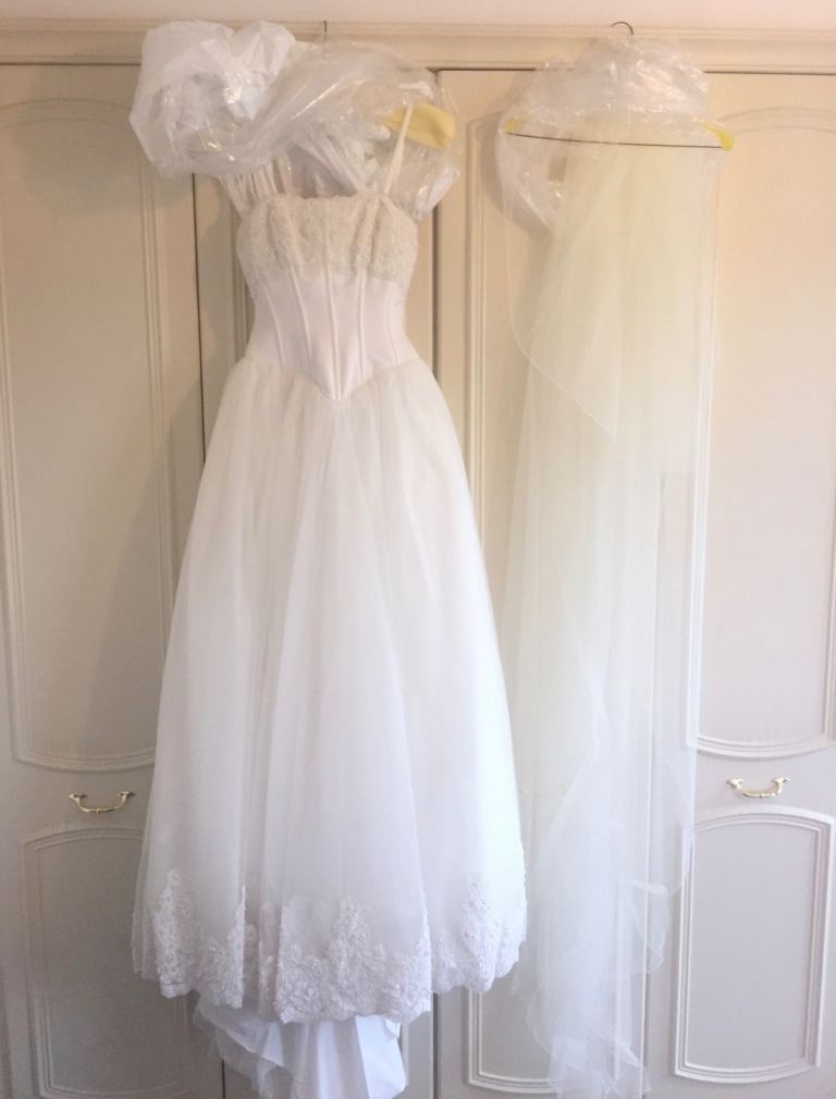 Alfred Angelo wedding dress, veil and shawl