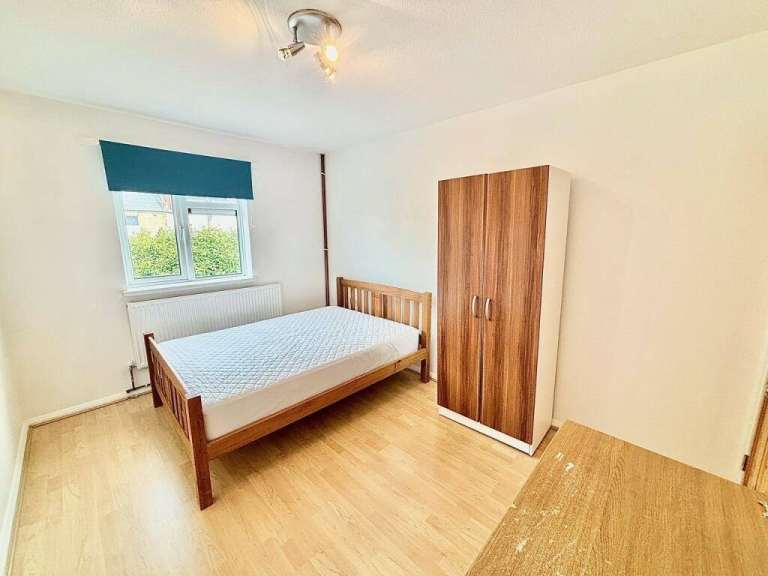 🏠 Comfortable room in Bruce Grove ⭐️