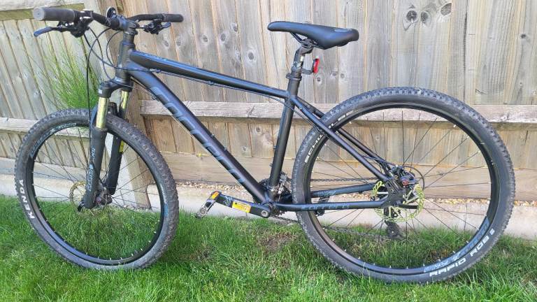 CARRERA MOUNTAIN BIKE 