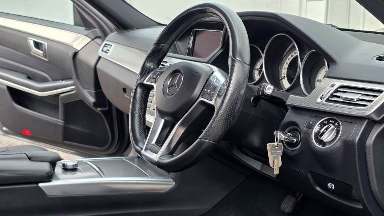 Mercedes-Benz, E CLASS, Saloon, 2014, Semi-Auto, 2143 (cc), 4 doors