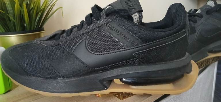 Nike air max pre-day black gum.