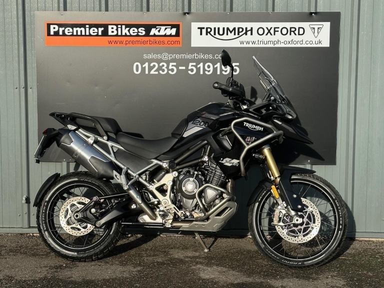 STUNNING ONE OWNER 2023/72 TRIUMPH TIGER 1200 RALLY PRO MOTORCYCLE 
