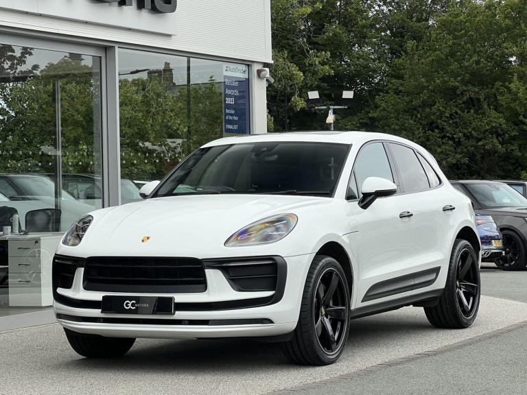  Porsche Macan 2.0T SUV 5dr Petrol PDK 4WD Euro 6 (s/s) (265 ps) Petrol Automatic