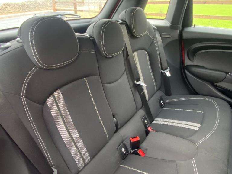 2020 MINI Hatch 1.5 Cooper Sport II 5dr - JCW Styling &amp; Mini Driving Modes &amp; Cruise HATCH...