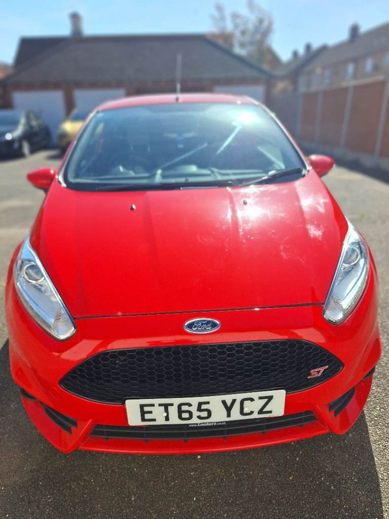 Ford fiesta st-2 